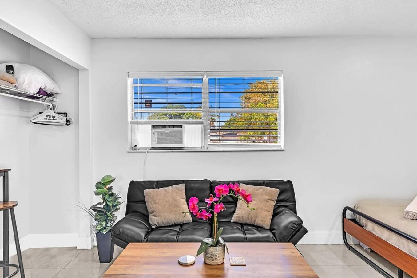 New 2 Bed Studio Close To Beach & Casino Ha04 할리우드 외부 사진