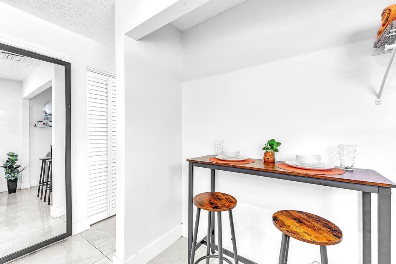 New 2 Bed Studio Close To Beach & Casino Ha04 할리우드 외부 사진