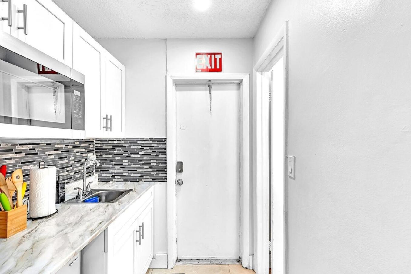 New 2 Bed Studio Close To Beach & Casino Ha04 할리우드 외부 사진